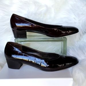 Salvatore Ferragamo Pumps Size 7.5B Made in Italy